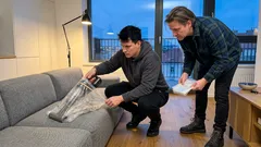 Stačí igelitový sáček na hubici vysavače: nenápadný trik na chlupy i drobky